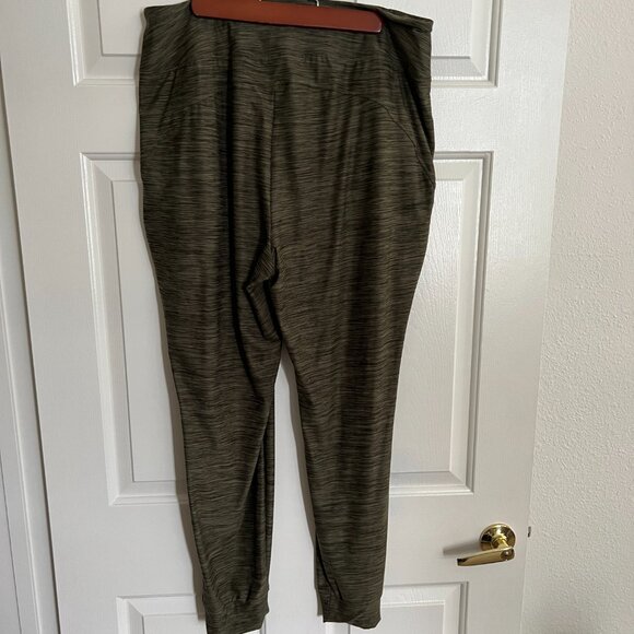 All in Motion yoga pants XXL - Picture 1 of 5